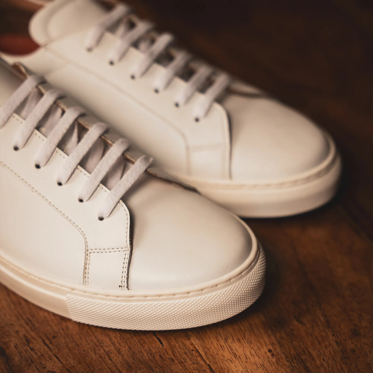 ANCOATS // WHITE & GREEN-Men's Casual