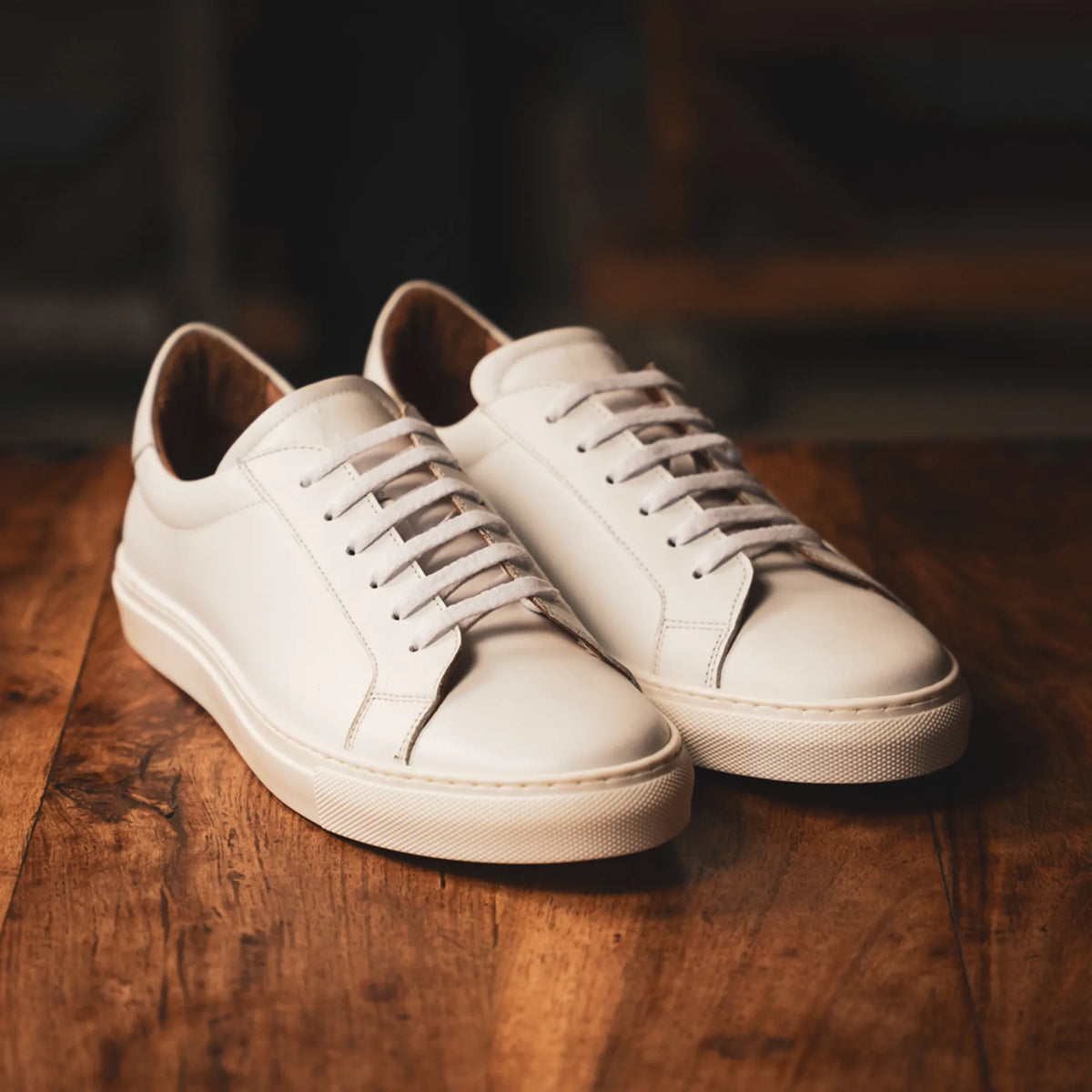 ANCOATS // WHITE & GREEN-Men's Casual