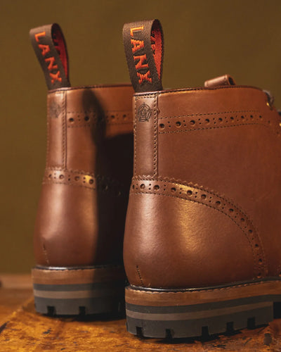 BAYLEY // CONKER DISTRESSED-Men's Boots | LANX Proper Men's Shoes