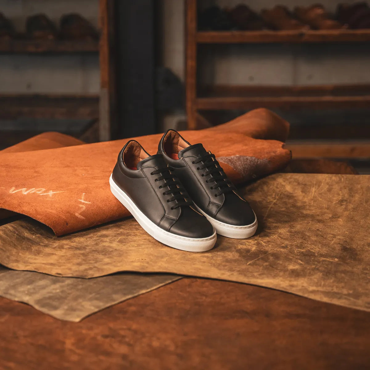 CHEADLE / BLACK-Women’s Casual