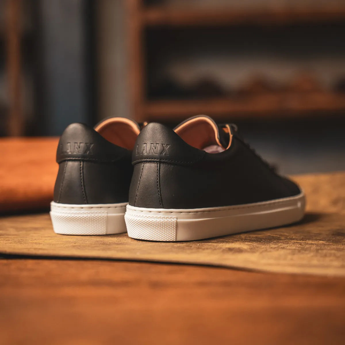CHEADLE / BLACK-Women’s Casual