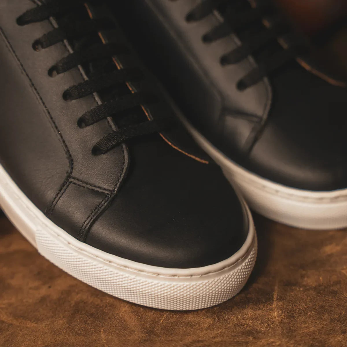 CHEADLE / BLACK-Women’s Casual