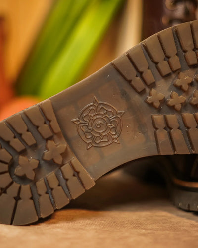 DINCKLEY / CHESTNUT GRAINED-Women’s Boots | LANX Proper Men's Shoes