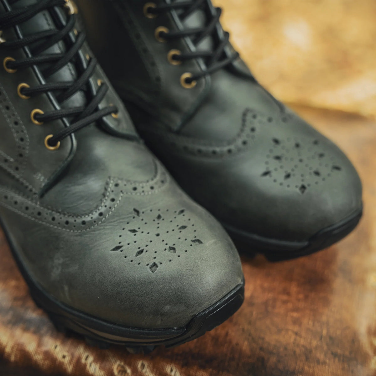 HOTHERSALL / ANTHRACITE-Women’s Outdoor | LANX Proper Men's Shoes