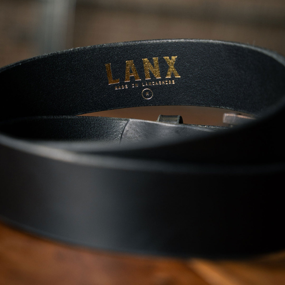 CROMWELL / BLACK-Belt