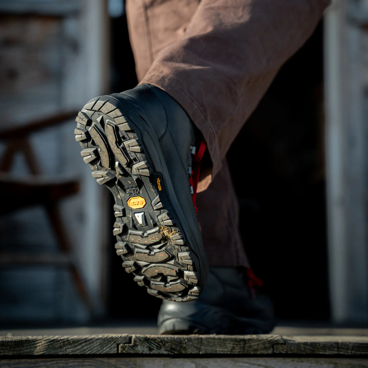 OGDEN / MATT BLACK-Women’s Outdoor