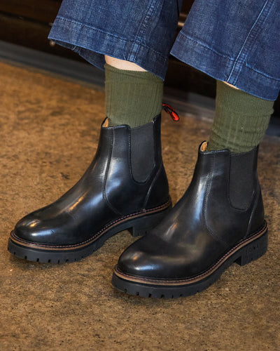 REED / BLACK-Women’s Chelsea | LANX Proper Men's Shoes