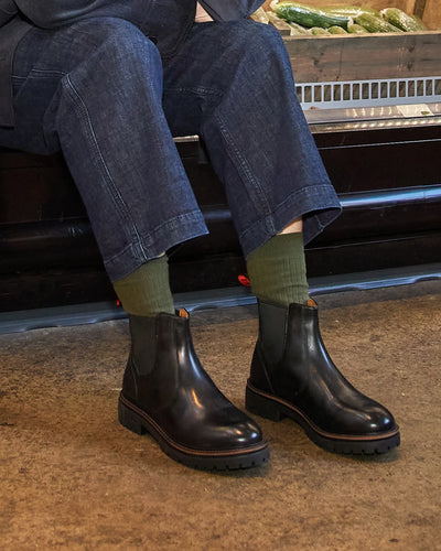REED / BLACK-Women’s Chelsea | LANX Proper Men's Shoes