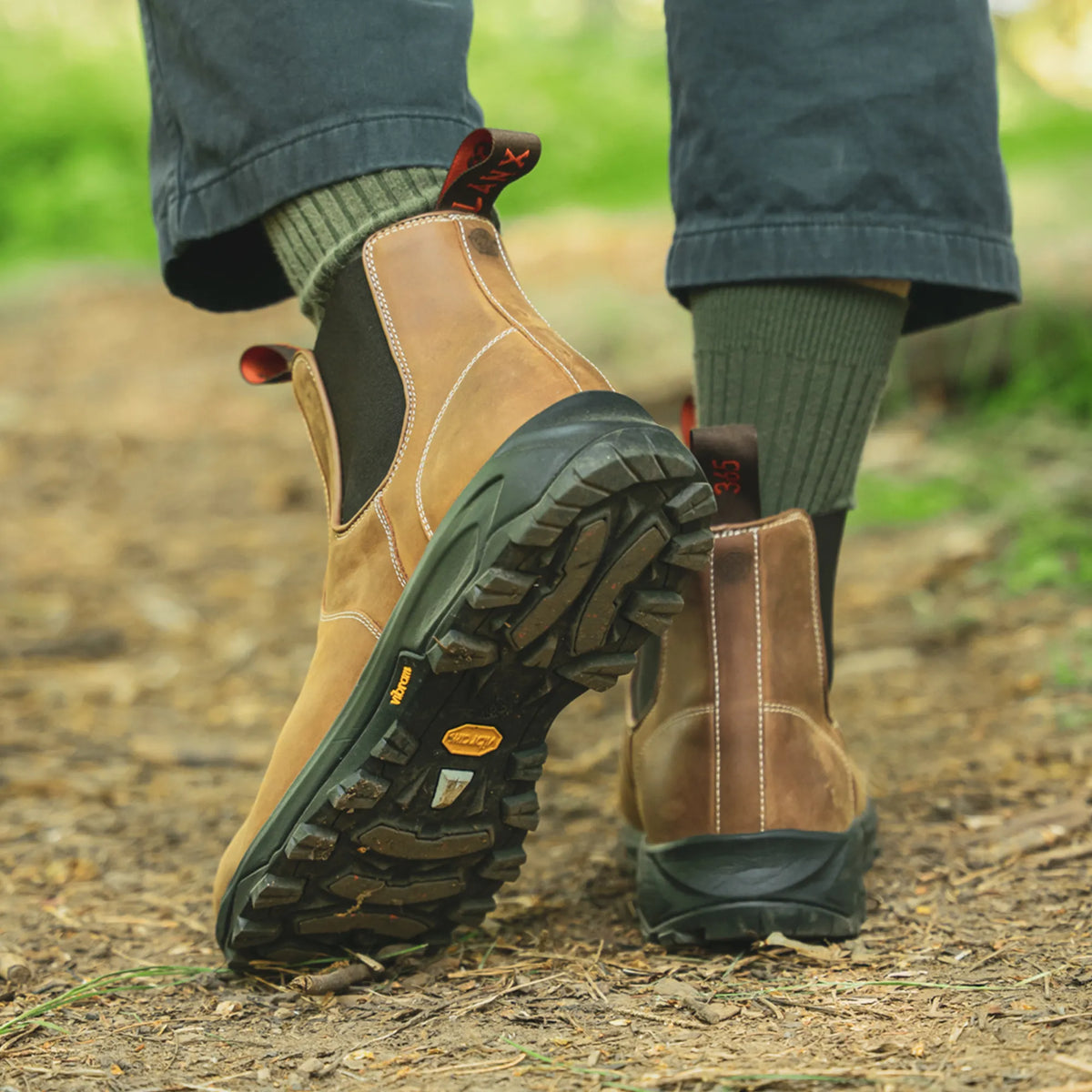 RIBCHESTER // ACACIA DISTRESSED-Men's Outdoor
