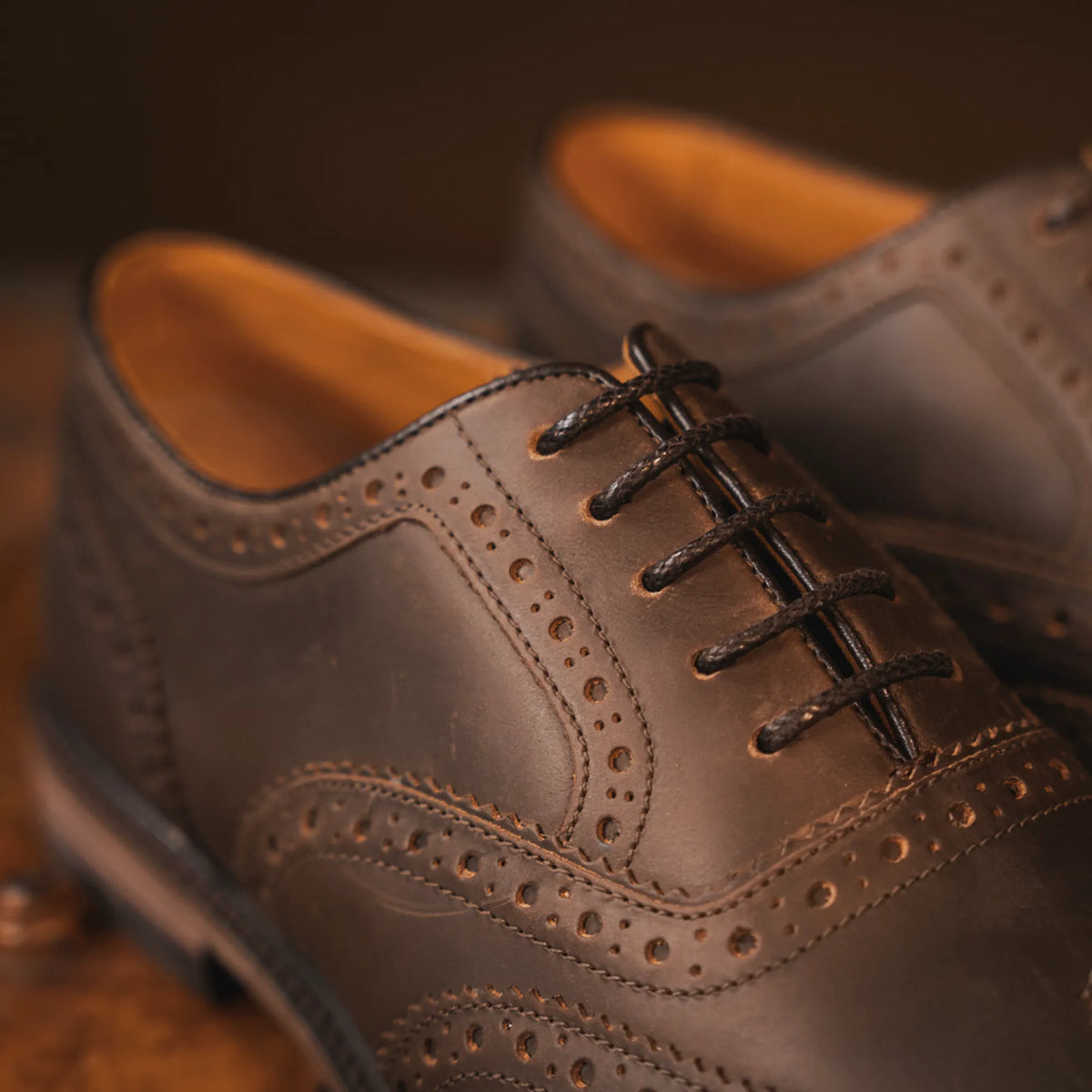 SHIREBURN // BROWN DISTRESSED-Men's Shoes | LANX Proper Men's Shoes