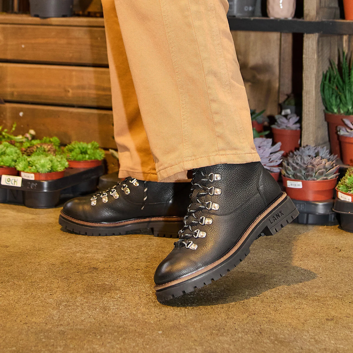 WHALLEY / BLACK GRAINED-Women’s Boots | LANX Proper Men's Shoes