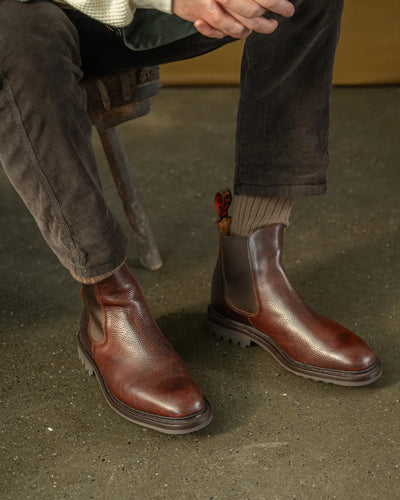 WISWELL // COGNAC GRAINED-Men's Chelsea