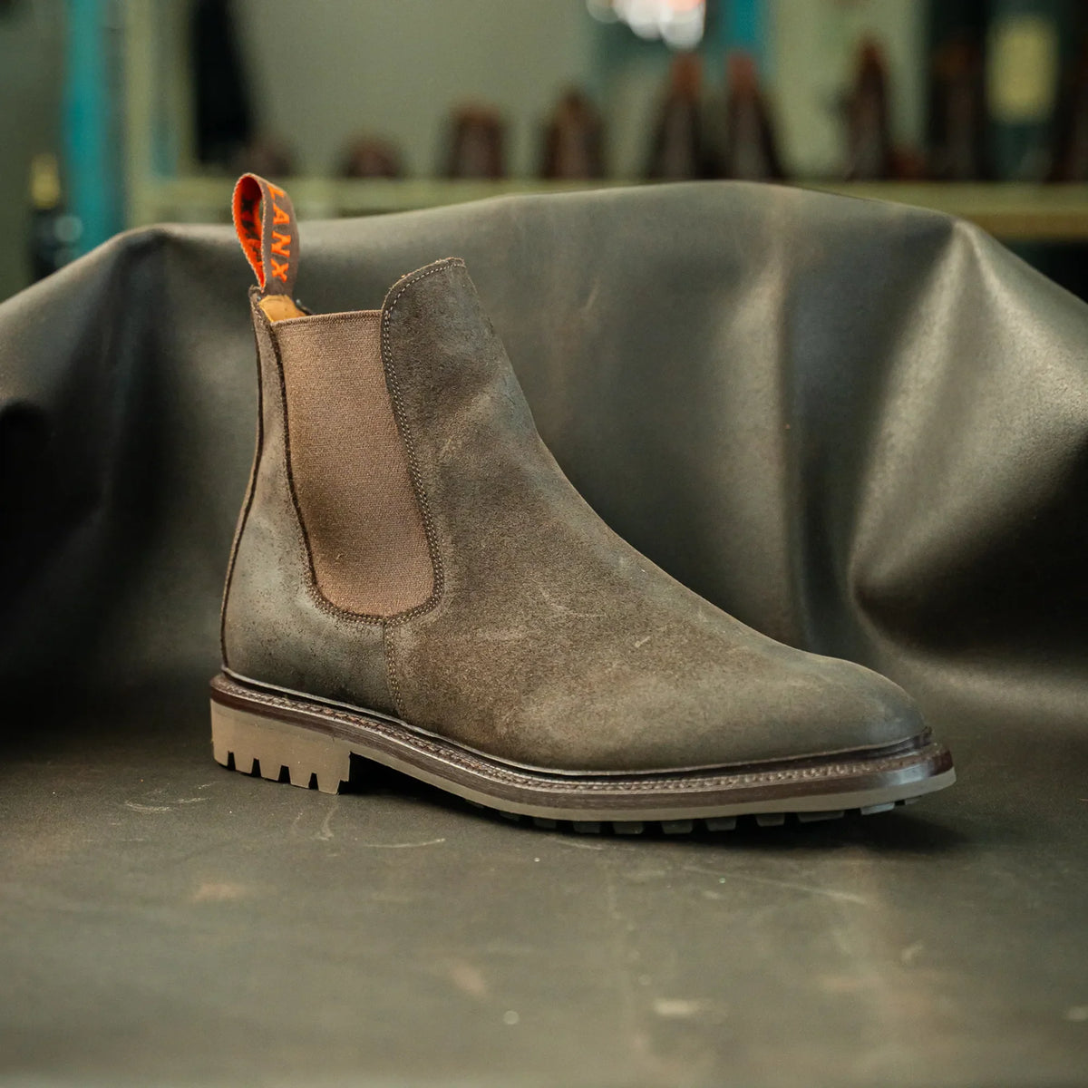 WISWELL // WALNUT-Men's Chelsea